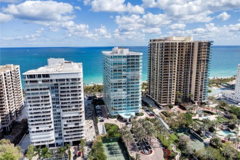 Condominio en venta en Bal Harbour, Florida, 2 dormitorios, 205.31 m2 № 1812168 - foto 3