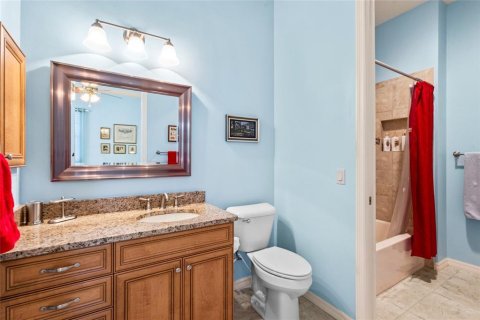 House in Venice, Florida 3 bedrooms, 205.78 sq.m. № 2410228 - photo 27