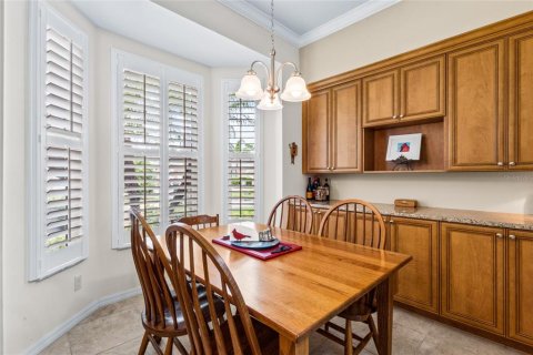 House in Venice, Florida 3 bedrooms, 205.78 sq.m. № 2410228 - photo 3