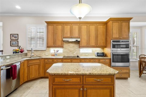 House in Venice, Florida 3 bedrooms, 205.78 sq.m. № 2410228 - photo 5