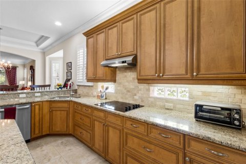 House in Venice, Florida 3 bedrooms, 205.78 sq.m. № 2410228 - photo 4