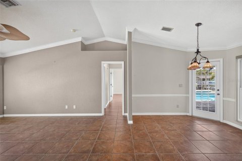 House in Port Charlotte, Florida 4 bedrooms, 242.66 sq.m. № 2197645 - photo 12