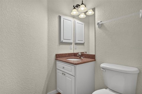 House in Port Charlotte, Florida 4 bedrooms, 242.66 sq.m. № 2197645 - photo 7
