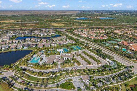 Casa en venta en Parkland, Florida, 5 dormitorios, 319.86 m2 № 2010544 - foto 9