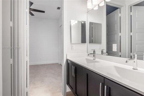 Casa en venta en Parkland, Florida, 5 dormitorios, 319.86 m2 № 2010544 - foto 22