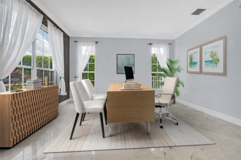 House in Boca Raton, Florida 5 bedrooms, 268.49 sq.m. № 2009866 - photo 19