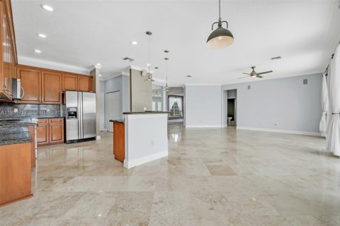 House in Boca Raton, Florida 5 bedrooms, 268.49 sq.m. № 2009866 - photo 8