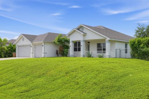 Casa en Lehigh Acres, Florida 4 dormitorios, 211.72 m2 № 2370724