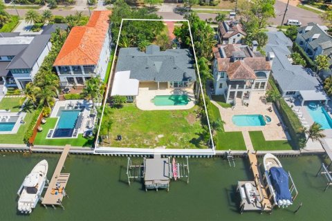 Villa ou maison à vendre à Tampa, Floride: 4 chambres, 300.63 m2 № 2142429 - photo 3