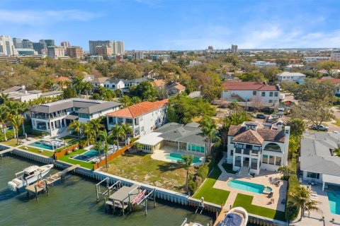 Villa ou maison à vendre à Tampa, Floride: 4 chambres, 300.63 m2 № 2142429 - photo 19