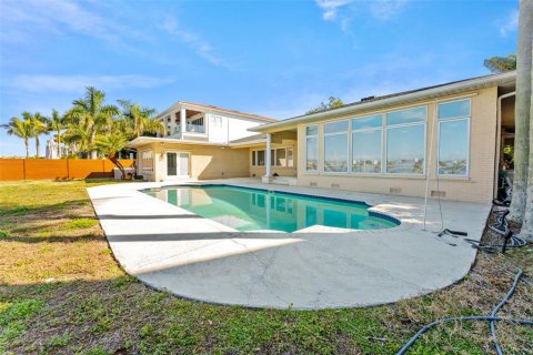 Villa ou maison à vendre à Tampa, Floride: 4 chambres, 300.63 m2 № 2142429 - photo 24