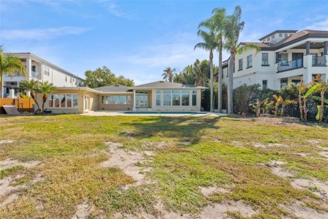Villa ou maison à vendre à Tampa, Floride: 4 chambres, 300.63 m2 № 2142429 - photo 22