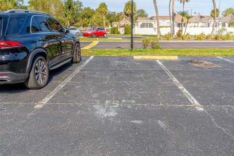 Condo in Clearwater, Florida, 2 bedrooms № 2233062 - photo 21