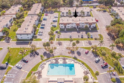 Condo in Clearwater, Florida, 2 bedrooms № 2233062 - photo 16