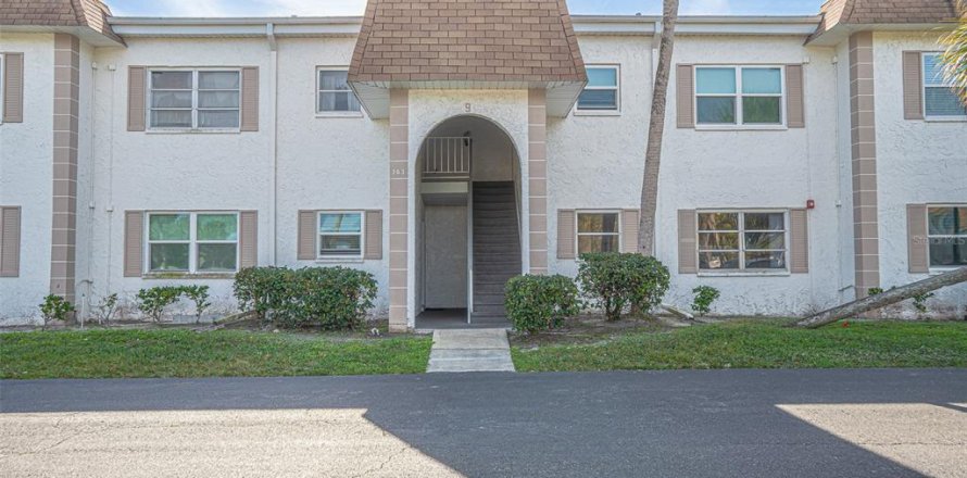Condo in Clearwater, Florida, 2 bedrooms № 2233062