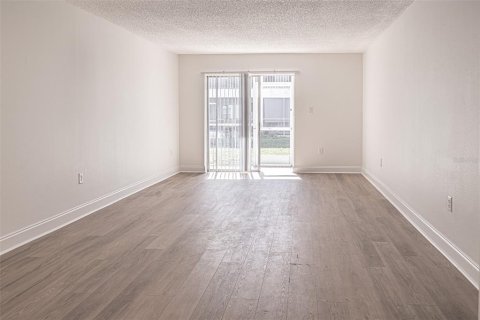 Condo in Clearwater, Florida, 2 bedrooms № 2233062 - photo 3