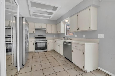 Casa en venta en Casselberry, Florida, 4 dormitorios, 155.7 m2 № 1651079 - foto 7