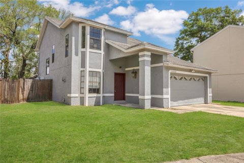 Casa en venta en Casselberry, Florida, 4 dormitorios, 155.7 m2 № 1651079 - foto 1