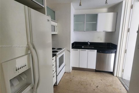 Appartement à louer à Bay Harbor Islands, Floride: 1 chambre, 69.68 m2 № 2168423 - photo 7