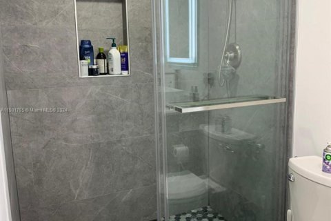 Снять в аренду кондоминиум в Авентура, Флорида 2 спальни, 109.72м2, № 1958758 - фото 13