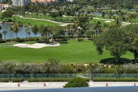 Снять в аренду кондоминиум в Авентура, Флорида 2 спальни, 109.72м2, № 1958758 - фото 21