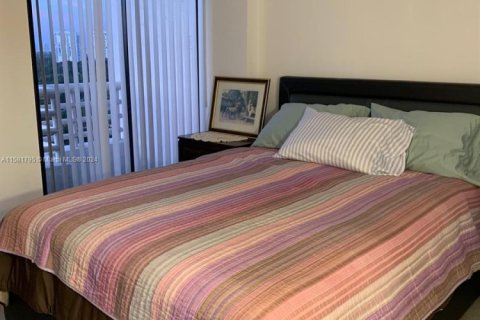 Снять в аренду кондоминиум в Авентура, Флорида 2 спальни, 109.72м2, № 1958758 - фото 14