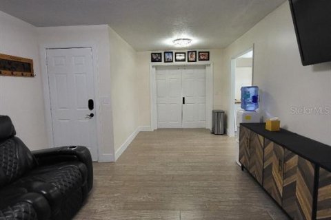 House in Mount Dora, Florida 3 bedrooms, 113.71 sq.m. № 1885274 - photo 4