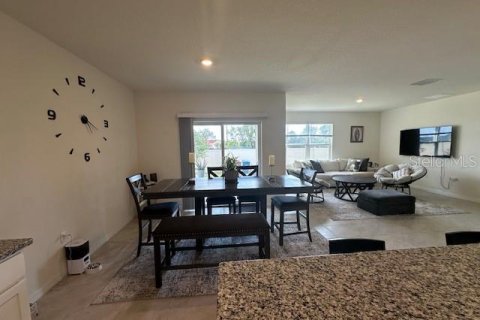 House in Haines City, Florida 4 bedrooms, 173.45 sq.m. № 1662713 - photo 24