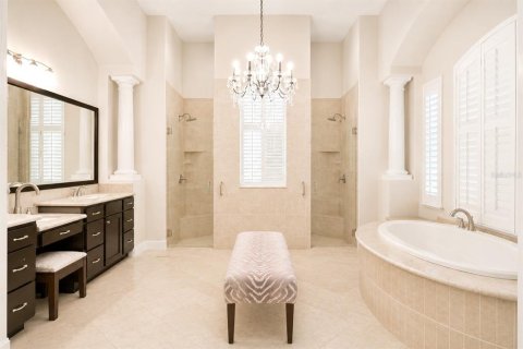 House in Windermere, Florida 6 bedrooms, 586.03 sq.m. № 2210402 - photo 29