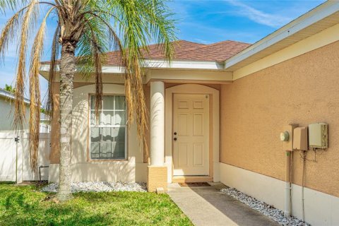 House in Palmetto, Florida 3 bedrooms, 102.19 sq.m. № 1855629 - photo 6