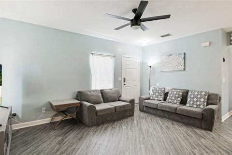 House in Palmetto, Florida 3 bedrooms, 102.19 sq.m. № 1855629 - photo 14