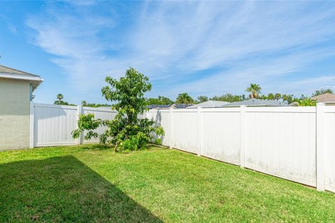House in Palmetto, Florida 3 bedrooms, 102.19 sq.m. № 1855629 - photo 25