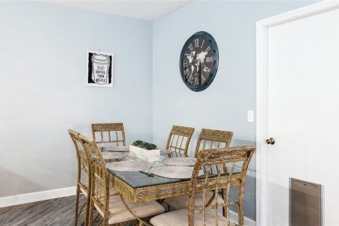 House in Palmetto, Florida 3 bedrooms, 102.19 sq.m. № 1855629 - photo 15