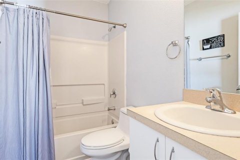 House in Palmetto, Florida 3 bedrooms, 102.19 sq.m. № 1855629 - photo 19