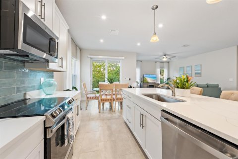 Villa ou maison à vendre à Stuart, Floride: 3 chambres, 219.53 m2 № 2178805 - photo 4