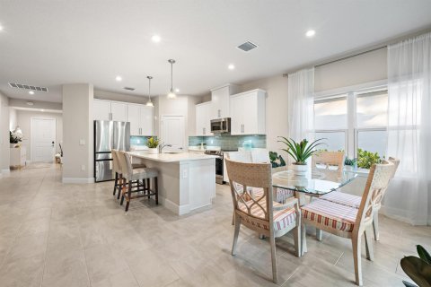 Villa ou maison à vendre à Stuart, Floride: 3 chambres, 219.53 m2 № 2178805 - photo 2