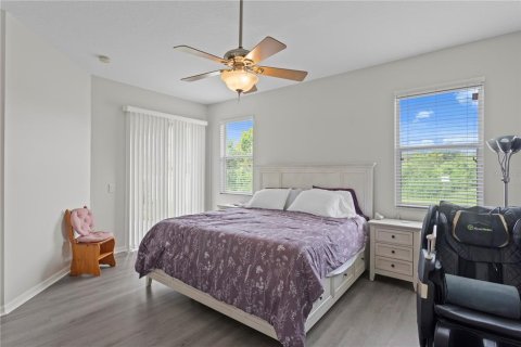 House in Tampa, Florida 4 bedrooms, 208.84 sq.m. № 1869854 - photo 20