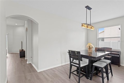House in Tampa, Florida 4 bedrooms, 208.84 sq.m. № 1869854 - photo 8