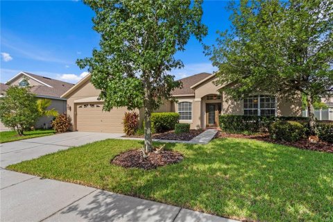 House in Tampa, Florida 4 bedrooms, 208.84 sq.m. № 1869854 - photo 3