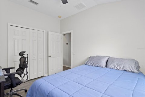 House in Tampa, Florida 4 bedrooms, 208.84 sq.m. № 1869854 - photo 26