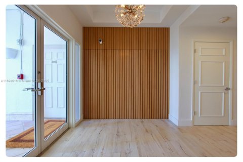 Copropriété à louer à Aventura, Floride: 4 chambres, 403.1 m2 № 2169790 - photo 3