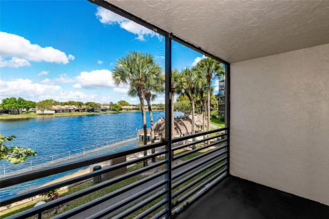 Condo in Pembroke Pines, Florida, 2 bedrooms  № 1942211