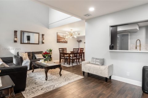 Adosado en venta en Davie, Florida, 2 dormitorios, 126.16 m2 № 1992959 - foto 9