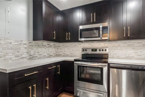 Adosado en venta en Davie, Florida, 2 dormitorios, 126.16 m2 № 1992959 - foto 11