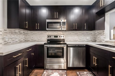 Adosado en venta en Davie, Florida, 2 dormitorios, 126.16 m2 № 1992959 - foto 3