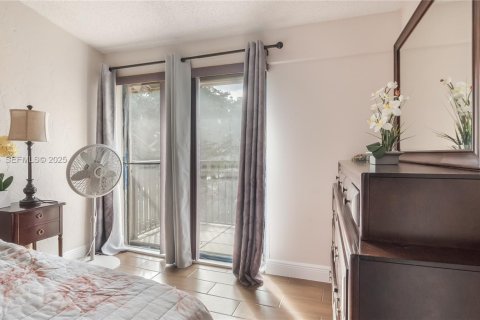 Adosado en venta en Davie, Florida, 2 dormitorios, 126.16 m2 № 1992959 - foto 14