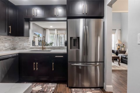 Adosado en venta en Davie, Florida, 2 dormitorios, 126.16 m2 № 1992959 - foto 10