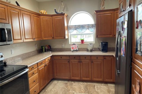 Condo in Indian Shores, Florida, 3 bedrooms  № 1876619 - photo 7