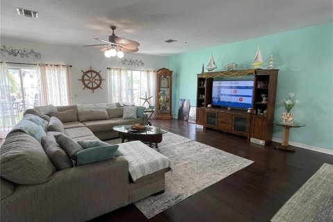 Condo in Indian Shores, Florida, 3 bedrooms  № 1876619 - photo 5