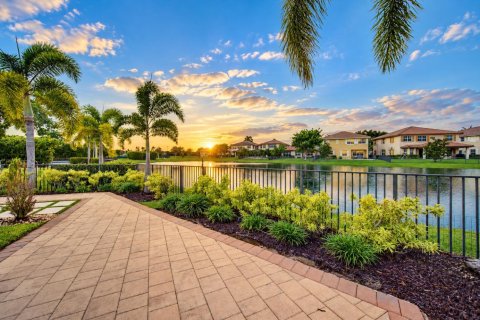 Villa ou maison à vendre à Parkland, Floride: 4 chambres, 230.03 m2 № 2370126 - photo 4